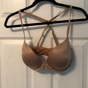 CLASP FRONT VICTORIA SECRET NUDE BRA